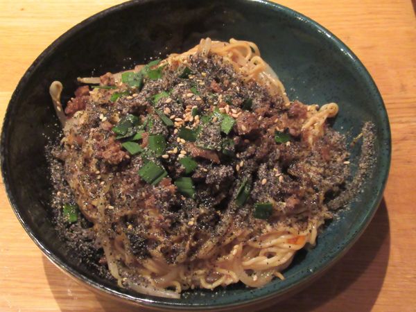 「汁なし担々麺（858円）」@鶏道楽の写真