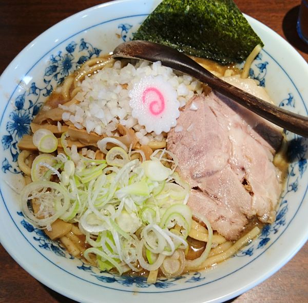 「濃厚中華そば中盛」@特製もりそば 瑛の写真