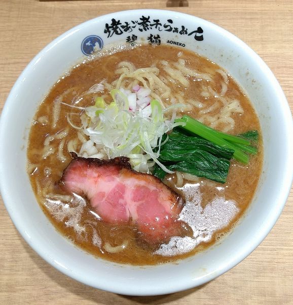 「焼あご煮干し塩らぁめん大盛（¥780+100）」@焼あご煮干しらぁめん 碧猫の写真