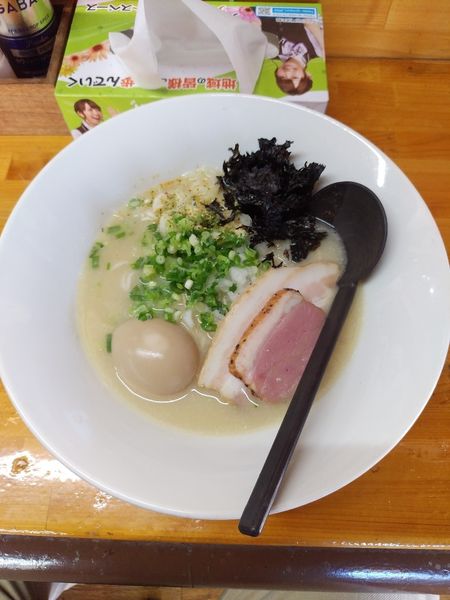 「純鶏白湯塩+煮たまご ﾒﾝﾏ抜き」@拉麺家 G‐menの写真