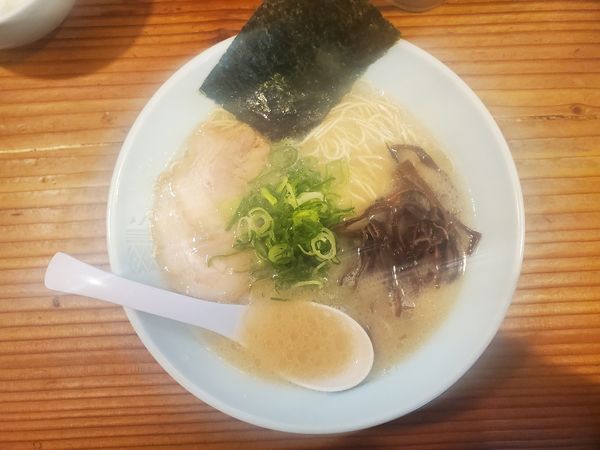 「らーめん」@博多濃麻呂 二子玉川店の写真