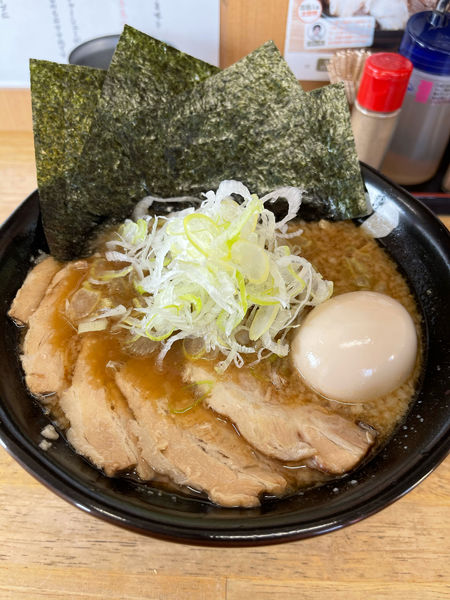 「大仏ラーメン」@麺 大仏の写真