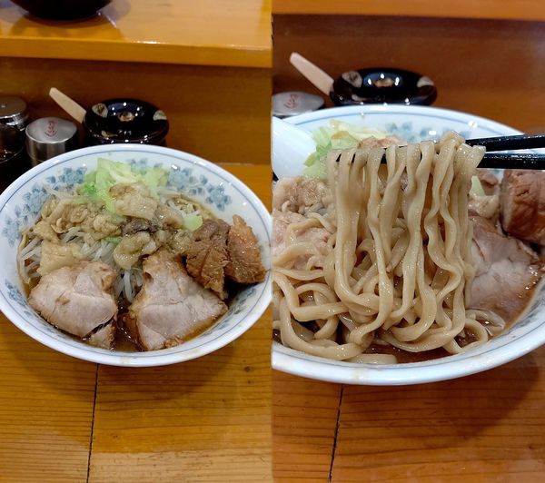 「『らーめん(¥800)』を麺柔&油で…」@ラーメン Oの写真