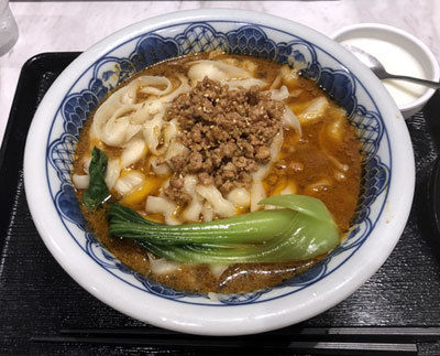 「タンタン刀削麺（大盛）（1,000円）」@刀削麺酒坊 東京駅店の写真