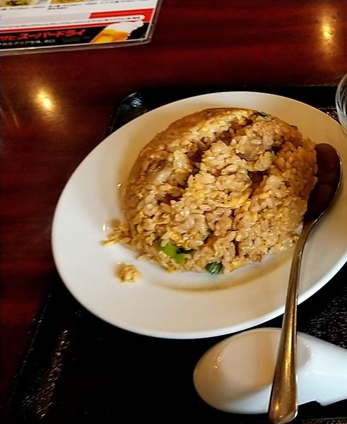「半チャーハン」@香園 鴨居店の写真