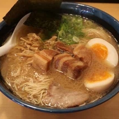 とんこつらーめん もとまるの画像