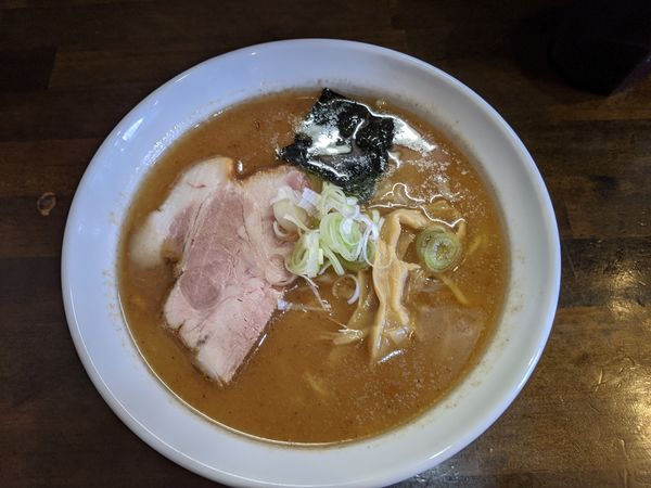 「濃口醤油ラーメン」@さくらの写真