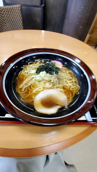 「美濃醤油ラーメン　720円」@美濃加茂サービスエリアの写真