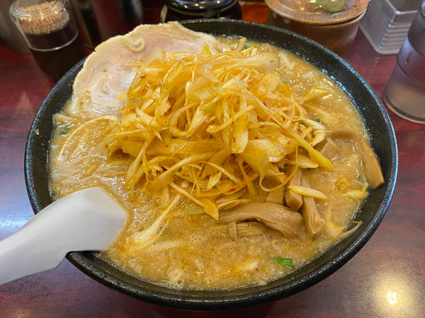 「味噌辛ねぎらーめん🍜🥢」@こってりらーめん なりたけ TOKYOの写真