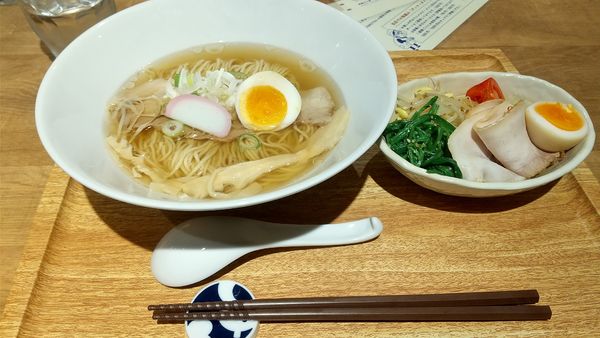 「和風出汁ラーメン香~かおる~【松】980円」@TAMOTSUの写真