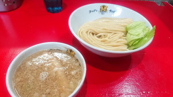 「タイガーつけめん中盛(850円)」@ゴールデンタイガーの写真