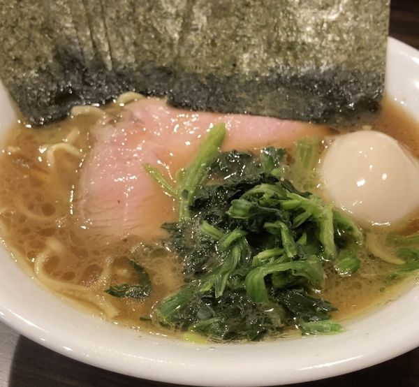 「六角家イズムライト豚骨ラーメン並730」@横浜らーめん 寿三家の写真