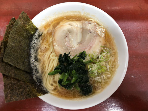 「とんこつ醤油」@自家製麺 なかむら家 本店の写真