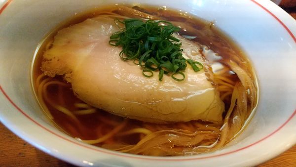 「醤油ラーメン」@ラーメン屋 トイ・ボックスの写真