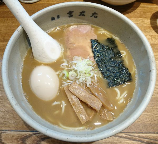 「味玉らーめん」@麺屋吉左右の写真