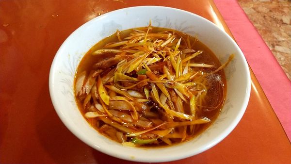 「ネギチャーシュー麺（半炒飯セットで８５０円）」@中華料理  芳香園 新横浜店の写真