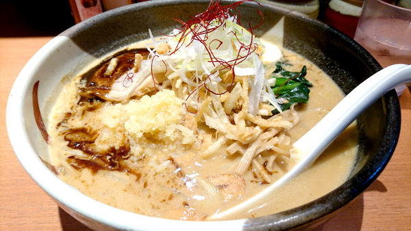 「【昼】秋限定：絶好調にんにく味噌らーめん」@俺流塩らーめん 渋谷本店の写真