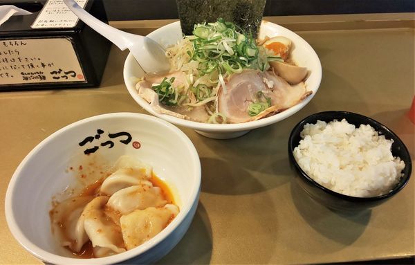 「ごっつAセット+サービス味玉」@超ごってり麺 ごっつ 秋葉原店の写真