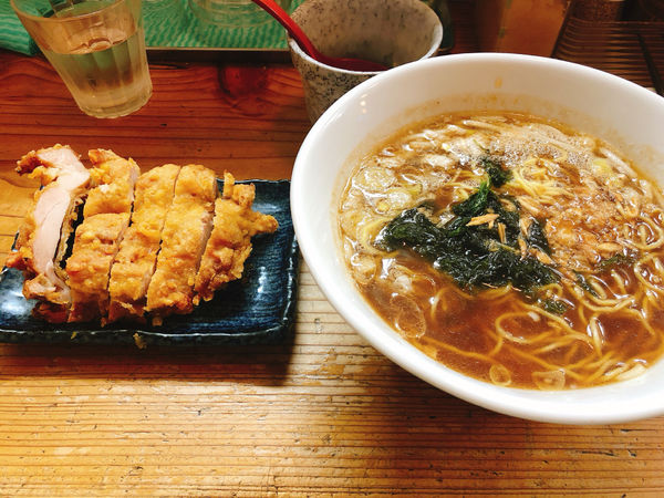 「岩のりラーメンと鶏天」@中華蕎麦 りんすず食堂の写真