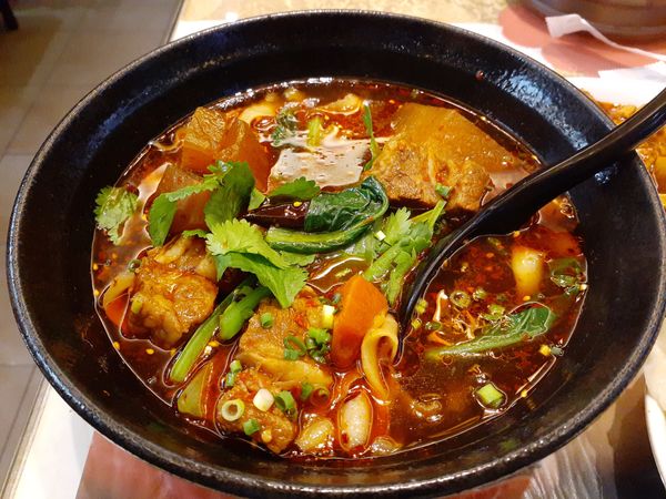 「牛肉刀削麺」@川味坊の写真