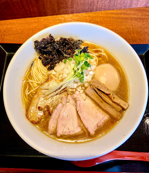 「煮干し中華そば」@中華そば 蓮の華の写真