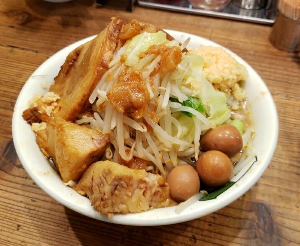 「雷ラーメン900円＋雷増し350円」@雷 千葉駅前店の写真