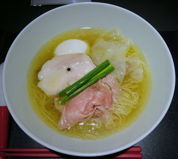 「塩 味玉」@noodle art gallery Ryota Tezukaの写真