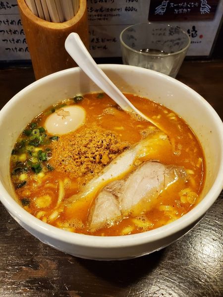 「赤鶏らーめん玉子のせ」@鶏の穴の写真