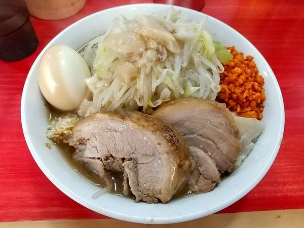 「ラーメン250g＋豚玉」@鷹の目 川口店の写真