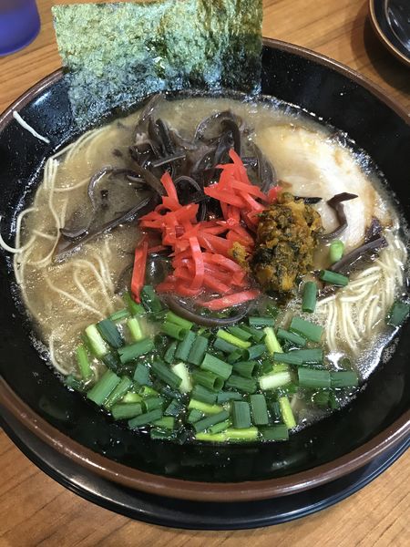 「ラーメン バリカタ ¥750」@博多長浜らーめん ぼたんの写真