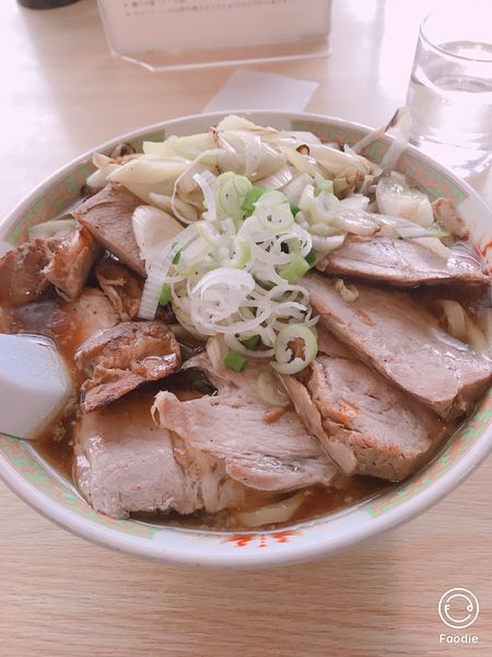 「ネネギチャーシュー麺特盛ネギ増し、角切チャーシュー」@手打ラーメン 長八の写真