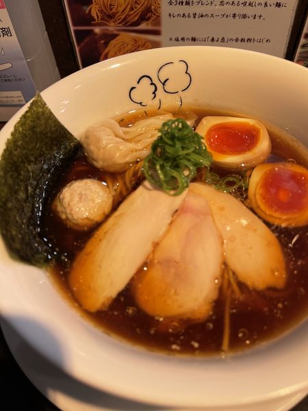 「特製鶏の醤油らー麺」@鶏喰～TRICK～の写真