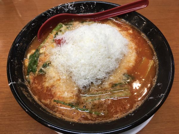 「【期間限定】くちどけ超しあわせチーズラーメン」@太陽のトマト麺 京急川崎支店の写真