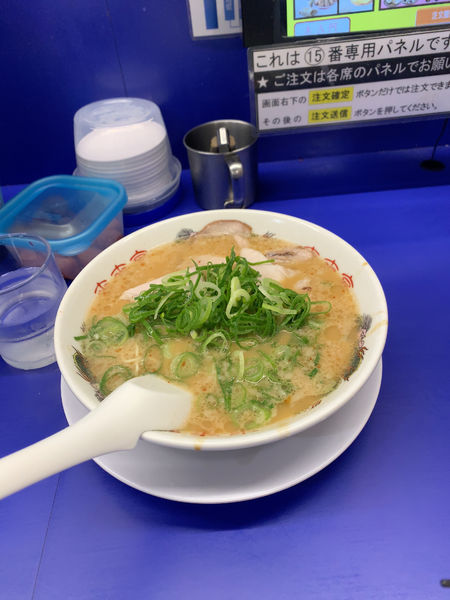 「こってりラーメン　醤油豚骨」@来来亭 周南店の写真