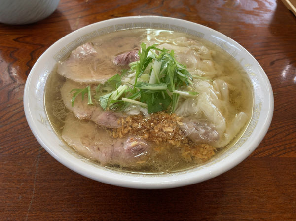 「塩チャーシューワンタン麺」@支那そば一麺 下広岡店の写真