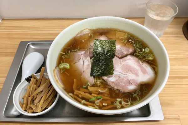 「チャーシュー麺(限定中太麺2玉) 1,050円＋メンマ 100円」@田無大勝軒の写真