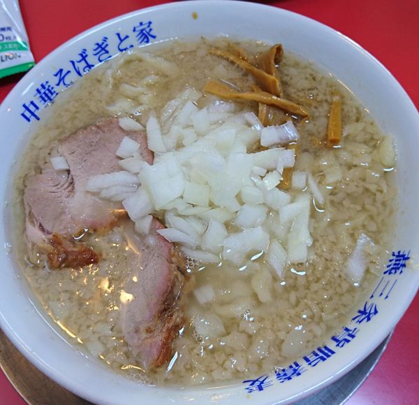 「背脂煮干しそば」@燕三条中華そば ぎと家 武里本店の写真