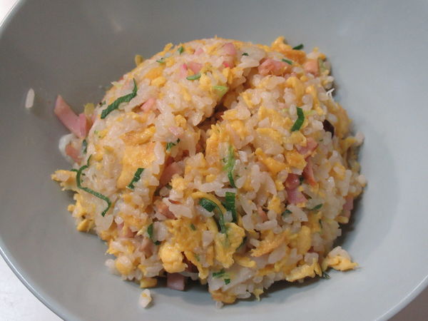 「タンメン（760円）＋半チャーハン（310円）セット」@スンガリー飯店の写真