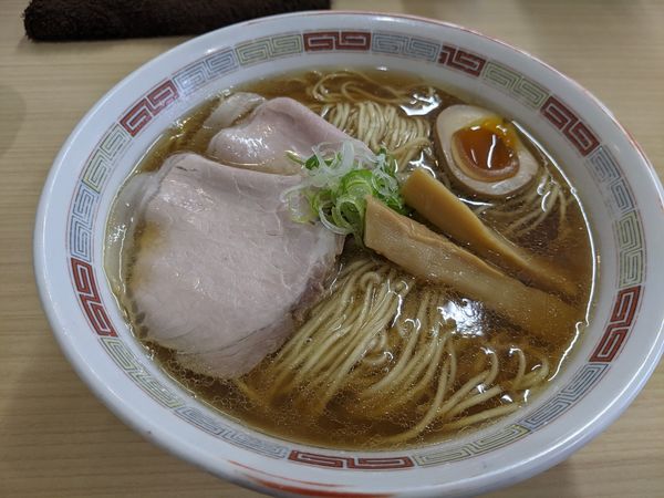 「煮干しラーメン　880円+大盛り100円」@煮干鰮らーめん 圓 名古屋大須店の写真