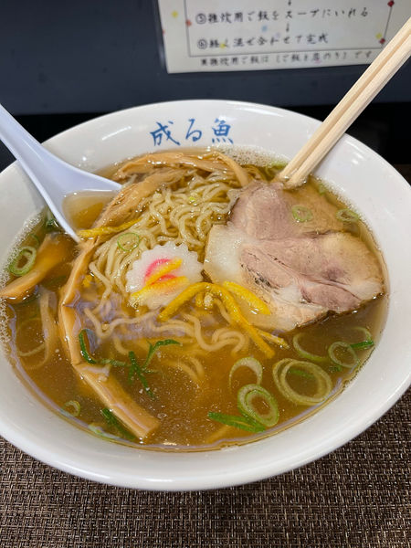 「中華そば 800円」@煮干し中華そば 成る魚の写真