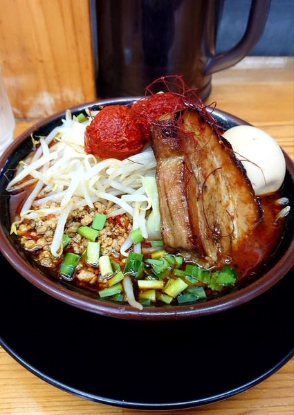 「しびれベトコン誤爆」@ラーメン・つけ麺 爆王の写真