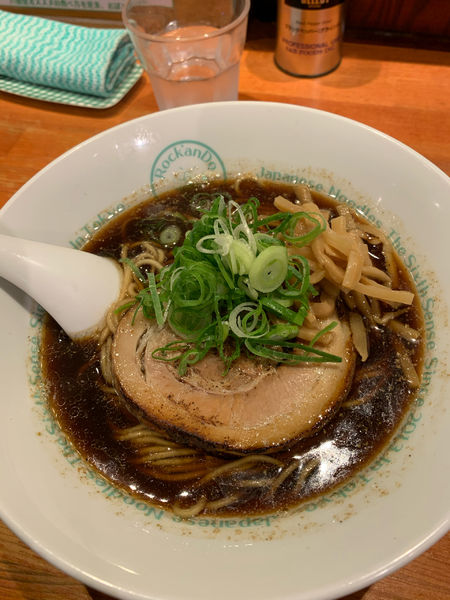 「山椒ブラック」@麺屋 六感堂 Rock'anDoの写真