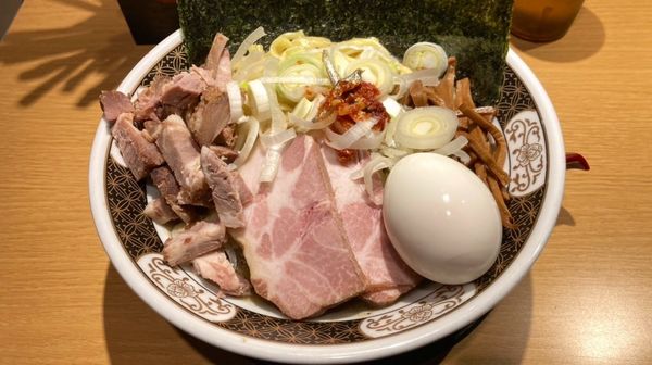 「特製油そば」@すごい煮干ラーメン凪 西新宿7丁目店の写真