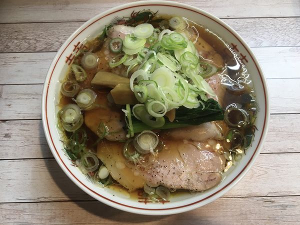 「炙りチャーシュー煮干ブラックネギ」@世田谷中華そば 祖師谷七丁目食堂の写真