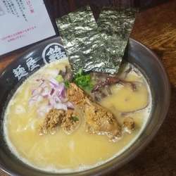 濃厚鶏骨醤油そば