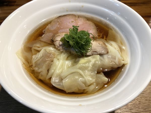 「肉わんたんsoba(1,100円)」@SHIBASAKITEI+の写真