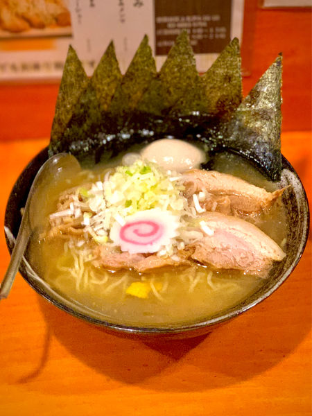 「特製 鶏煮干し塩そば」@中華そば はな田の写真