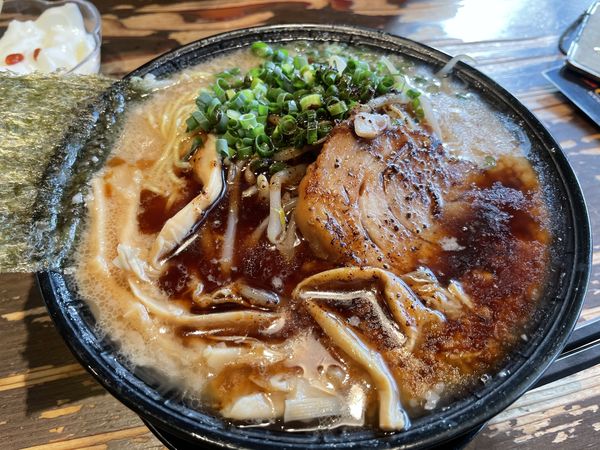 「焦がしニンニクらーめん」@どでかっちゃん 木更津店の写真