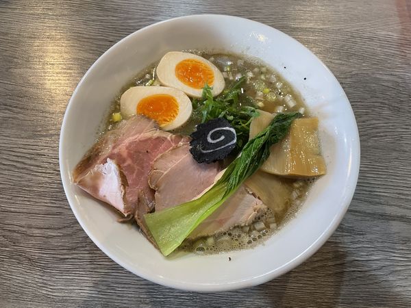 「煮干味噌ラーメン800円＋煮卵100円＋坦々和え玉200円」@ニボシラァメン コハクの写真