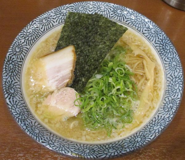 「背脂コク旨中華そば　840円」@青山煮干しラーメン ハレルヤの写真
